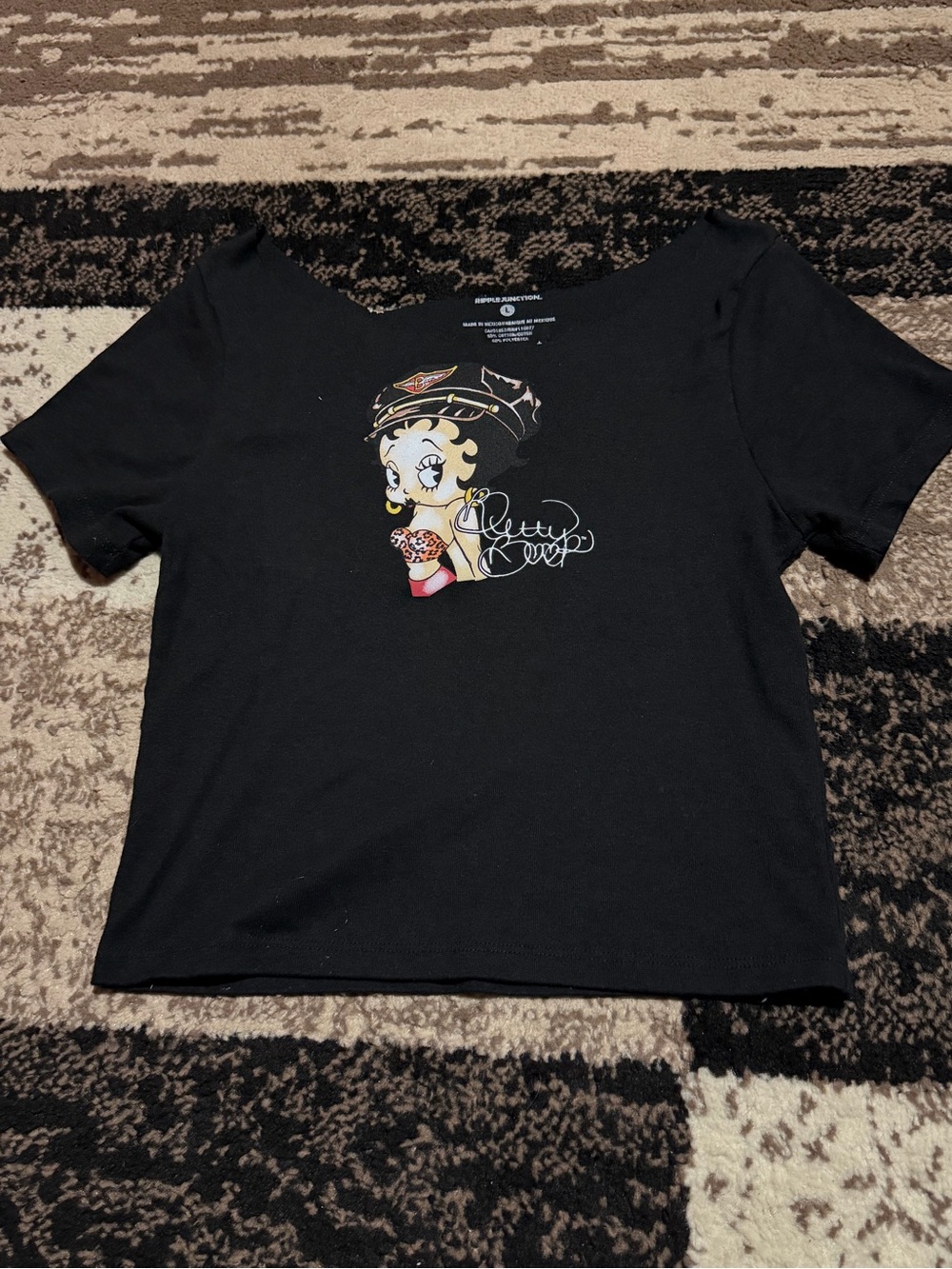 Women’s betty boop crop top with cut off the shoulder biker club shirt